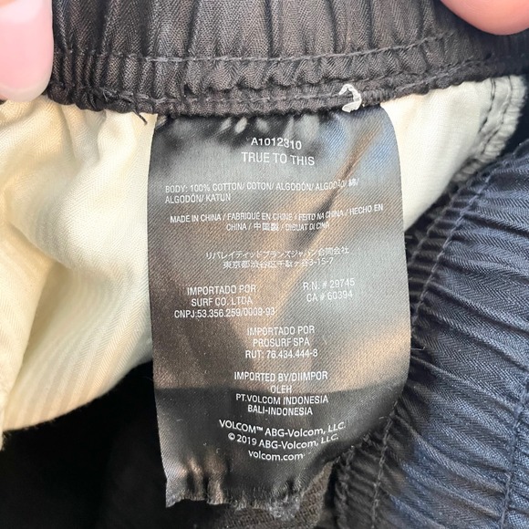 Volcom Corduroy Shorts Elastic Waist Drawstring Black Casual Mens S Streetwear - Picture 7 of 8